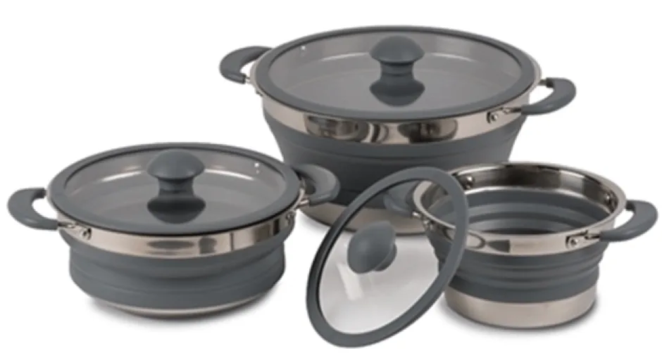 Three saucepans with lids