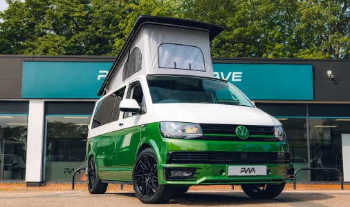 2019 / T6 / SWB / TWO TONE / PWA-KXK