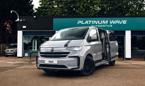 2025 / T7 FACTORY SPEC KOMBI / LWB / STONE GREY / PWA- NGO