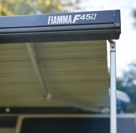 Detail of the fiamma f45 awning