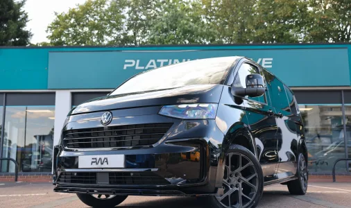 Volkswagen T7 4motion Factory Kombi New SWB 2025 Midnight Black PWA – ZPH
